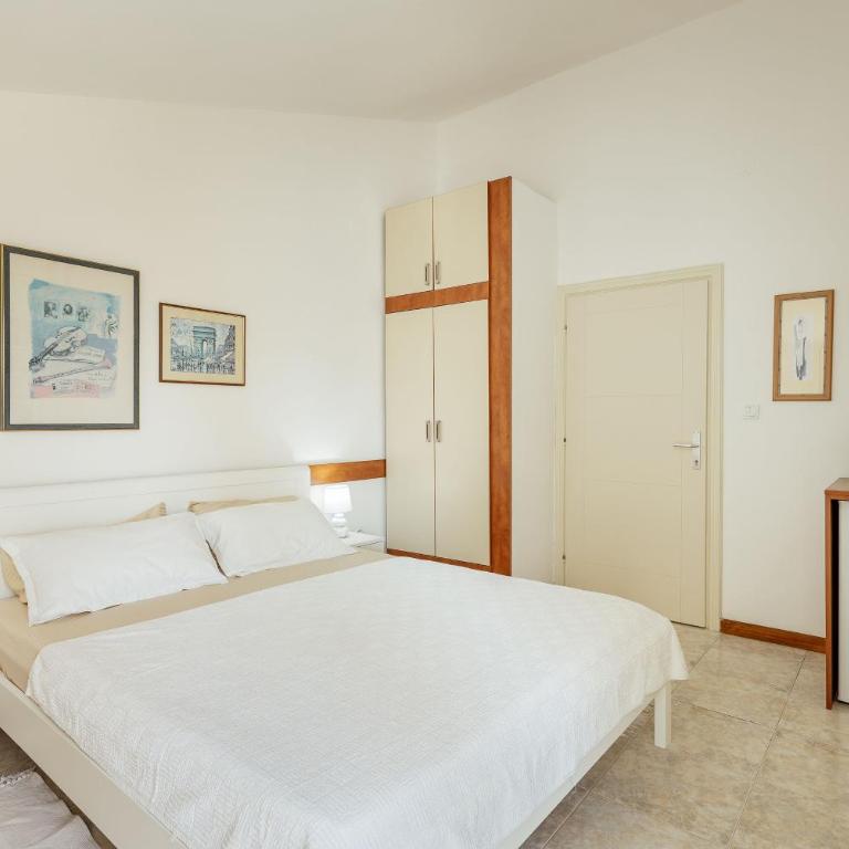 Galija - Deluxe Double Room with Balcony - 5