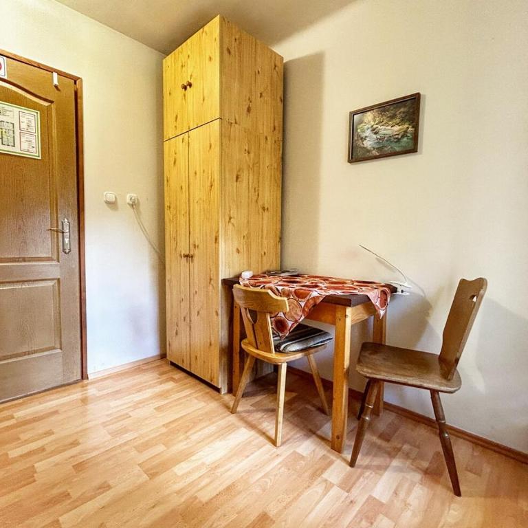 Penzion Black Sheeps Adventures - Zweibettzimmer mit eigenem Bad - 16