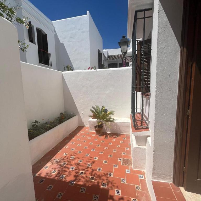 Estepona - Playa - Villa 2 dormitorios en urbanización cerca de la playa AL18 - Apartamento - 12