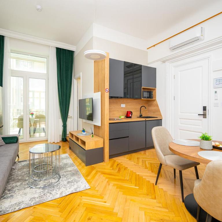 Titova Street Design Triplex - Three-Bedroom Apartment - 21