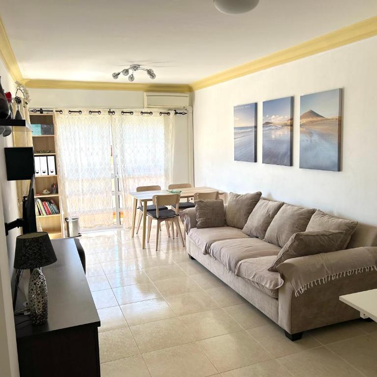 Apartment with Heated Pool in Callao Salvaje - Apartamento de 2 dormitorios - 37