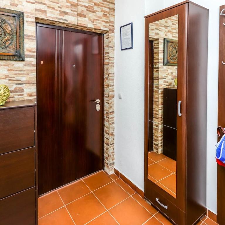 Dino 2 stan za odmor na dobroj lokaciji - Two-Bedroom Apartment - 11