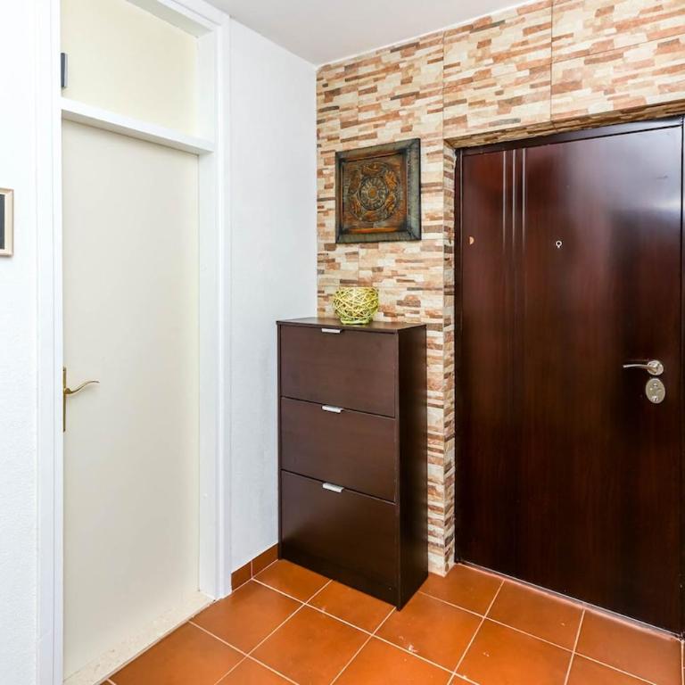Dino 2 stan za odmor na dobroj lokaciji - Two-Bedroom Apartment - 13