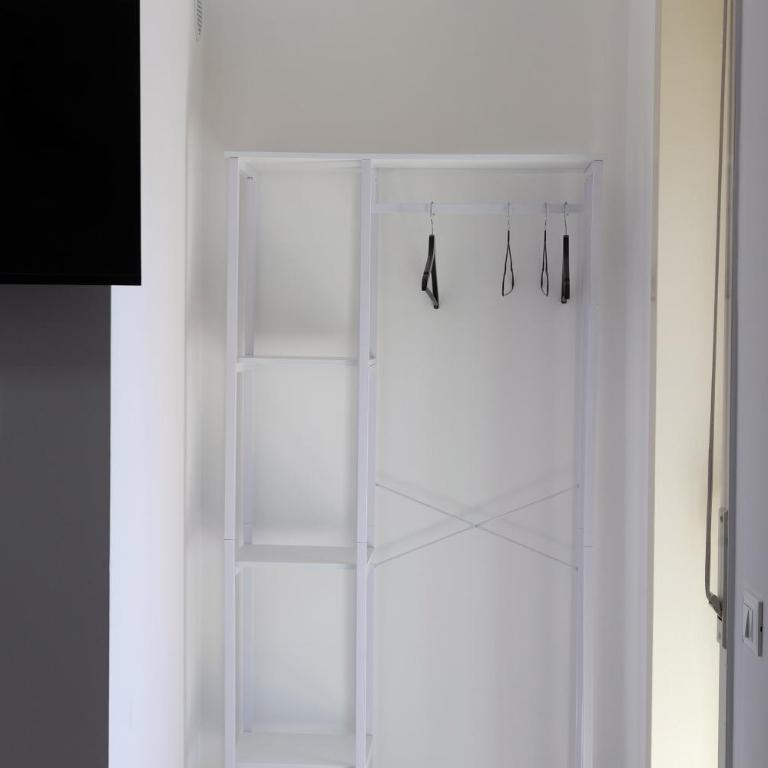 4 Rooms - Camera Matrimoniale con Balcone - 25
