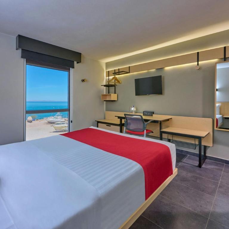 City Express by Marriott La Paz - Habitación con cama grande - 6