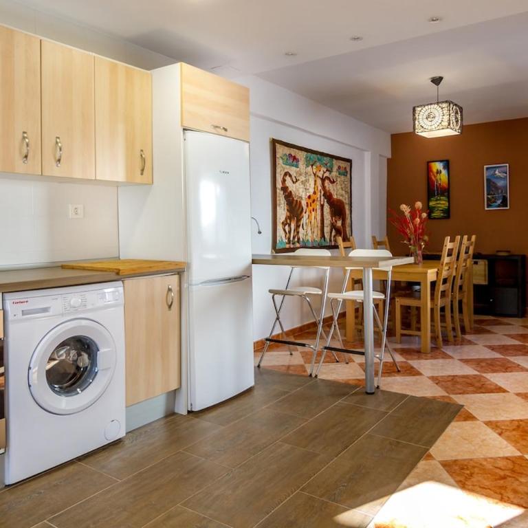 Apt in Albaycin, terrace and views to Sacromonte - Two-Bedroom Apartment with Terrace - 11