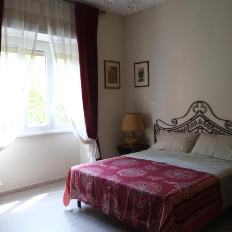 B&B Caput Mundi - Triple Room with Private Bathroom - 1
