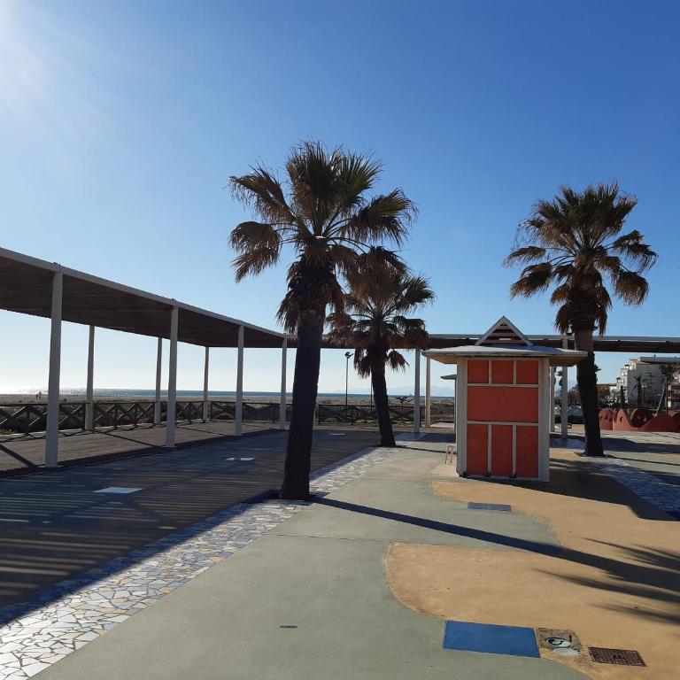 Beau T2 climatisé, 2ème étage, 4 pers, parking privé - FR-1-727-15 - Appartement - 14