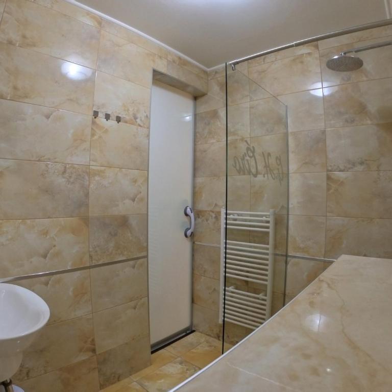 ĆIRO HOTEL -free parking - Deluks Soba sa Bračnim Krevetom (King-size) - 16