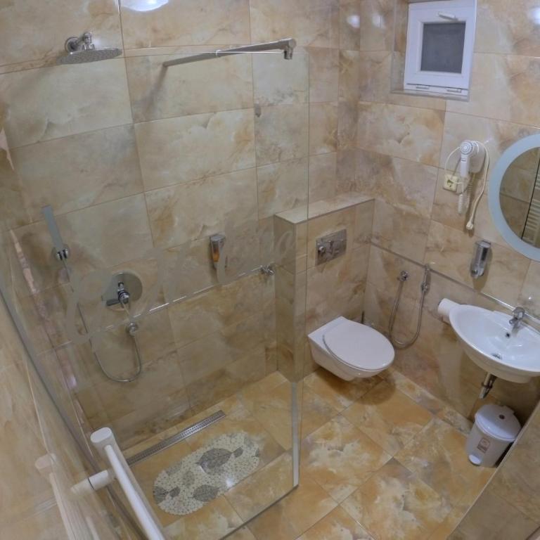 ĆIRO HOTEL -free parking - Deluks Soba sa Bračnim Krevetom (King-size) - 15