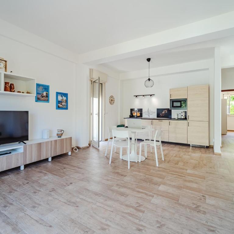 Charming Holiday Home in Palermo - Two-Bedroom House - 9