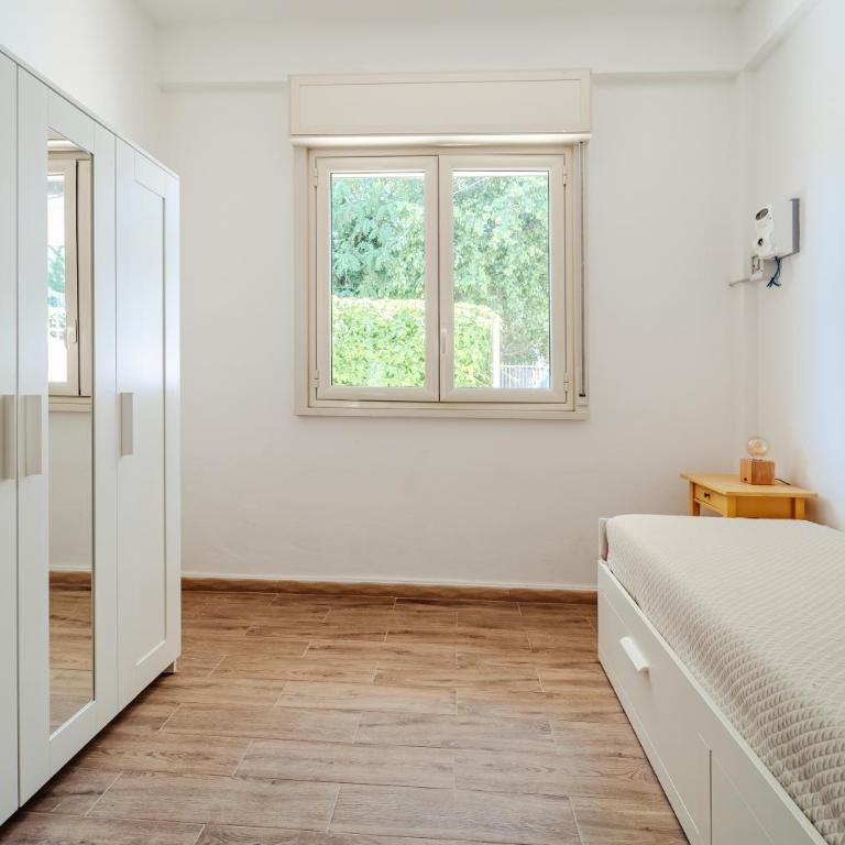 Charming Holiday Home in Palermo - Two-Bedroom House - 24