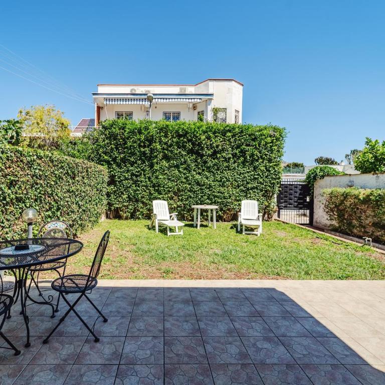 Charming Holiday Home in Palermo - Two-Bedroom House - 4