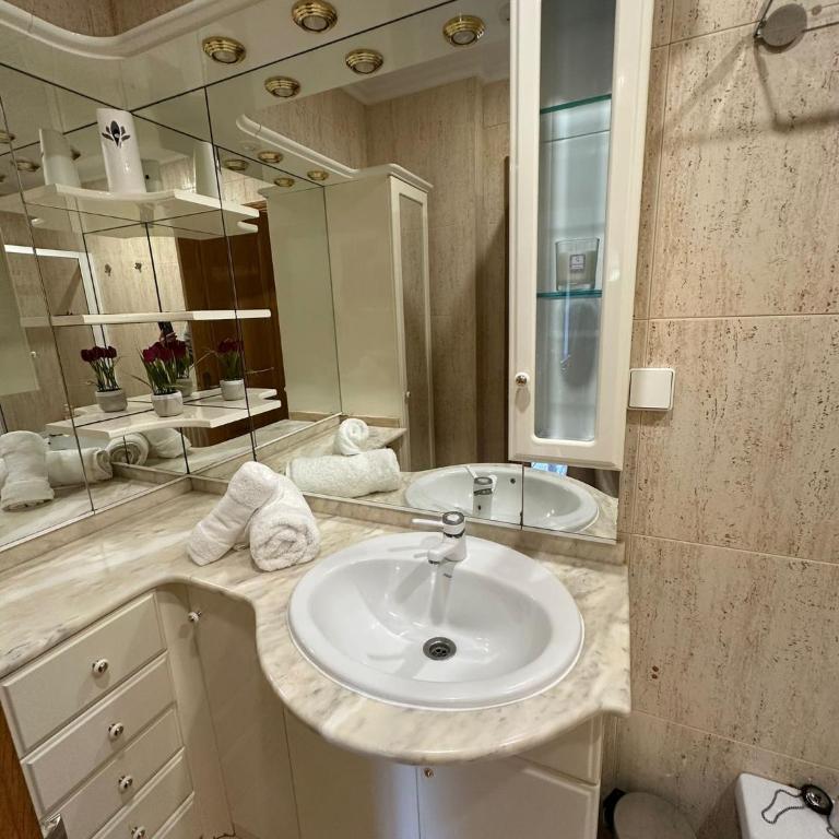 Apartamento Samil Primera Línea de Playa 2O - Apartamento de 2 dormitorios - 24