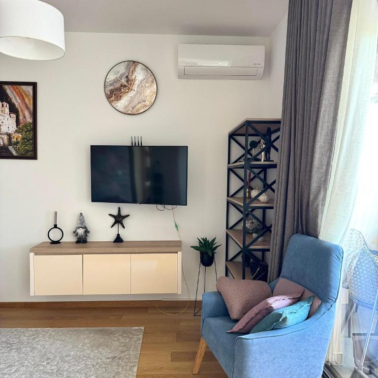 Bečići Relax Apartments - One-Bedroom Apartment - 11