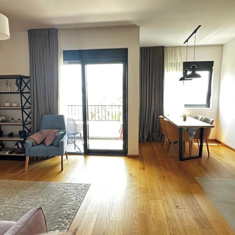 Bečići Relax Apartments - One-Bedroom Apartment - 13