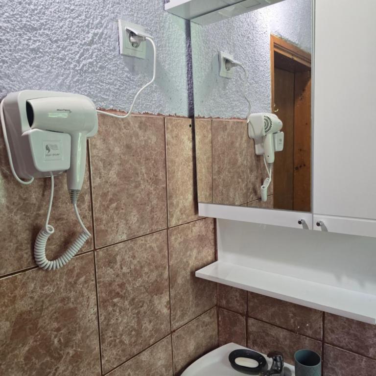 DRAGON GARDEN Tara Bridge View - One-Bedroom Apartment with Terrace - 25