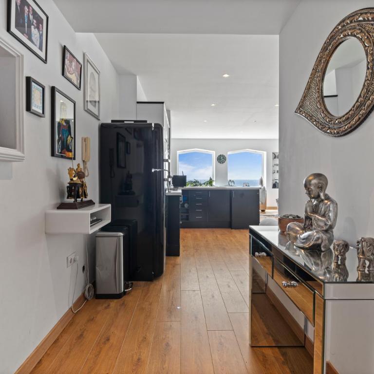 Puerto Banus, Marbella, Penthouse Apartment, Near Golf - Apartamento - 8
