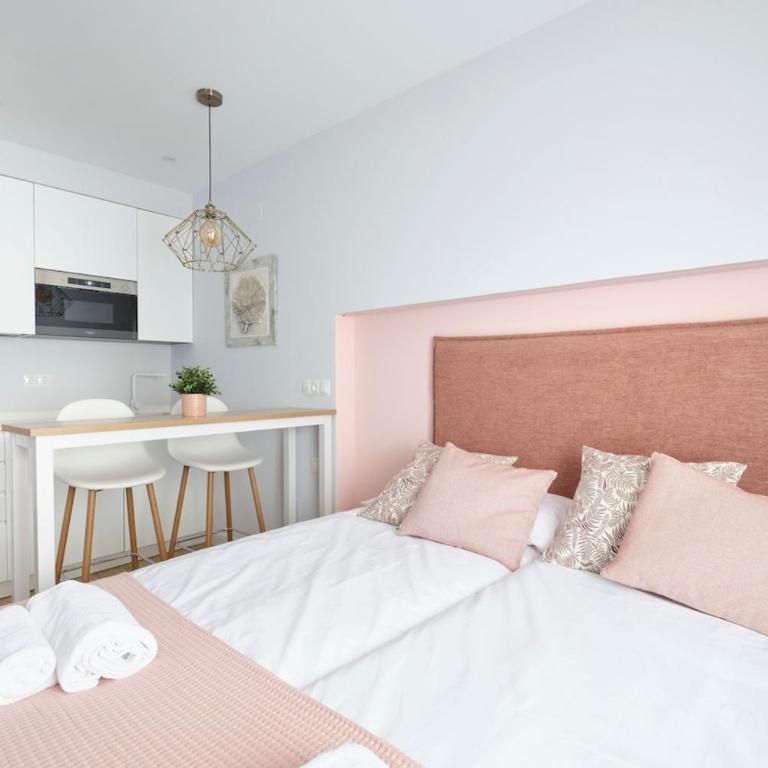 B City Centre La Latina WiFi AC - One-Bedroom Apartment - 5