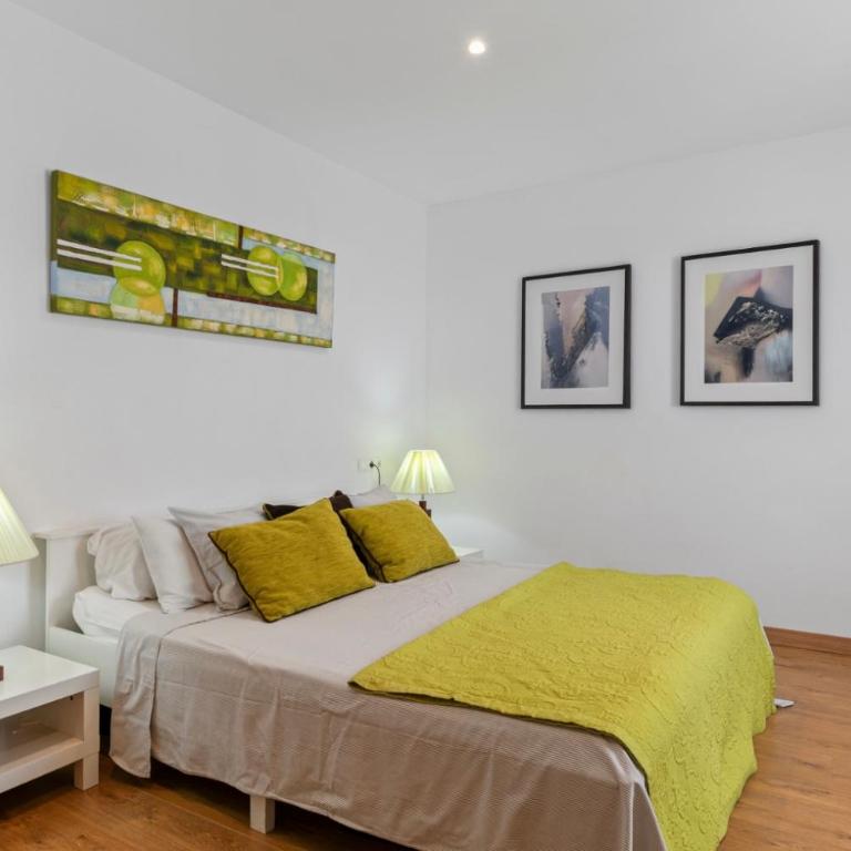Puerto Banus, Marbella, Penthouse Apartment, Near Golf - Apartamento - 13