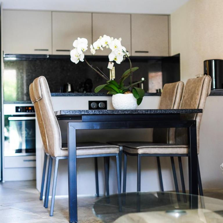 La Villa Nais PADEL&PISCINE -Suites & Appartements - Appartement Deluxe - 9