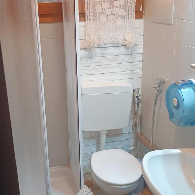Benjamin Room - Camera Matrimoniale con Bagno Privato - 4