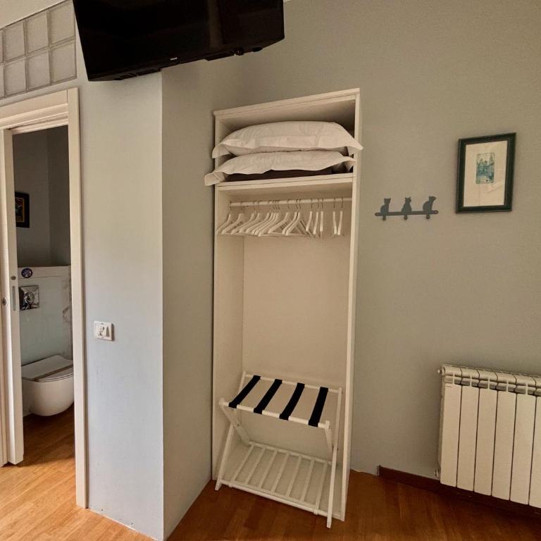 Evy’s Rooms - Camera Matrimoniale con Bagno Privato - 15