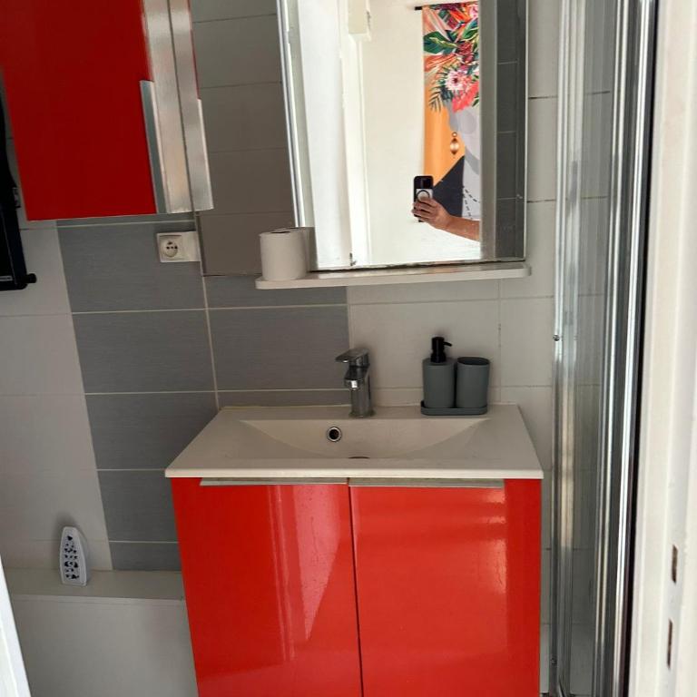 Appt 5 a deux pas de la gare - One-Bedroom Apartment - 2