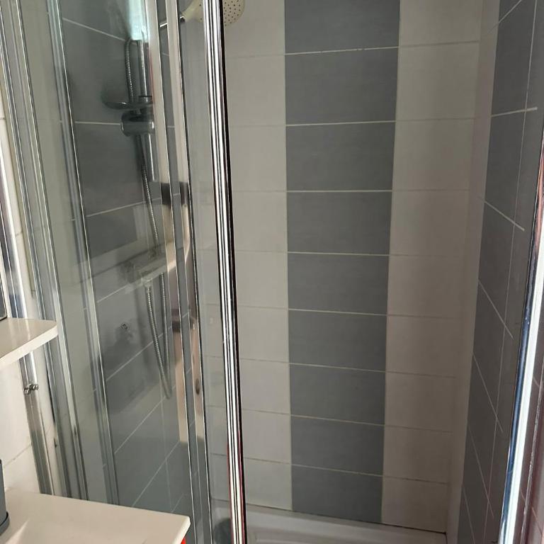 Appt 5 a deux pas de la gare - One-Bedroom Apartment - 3