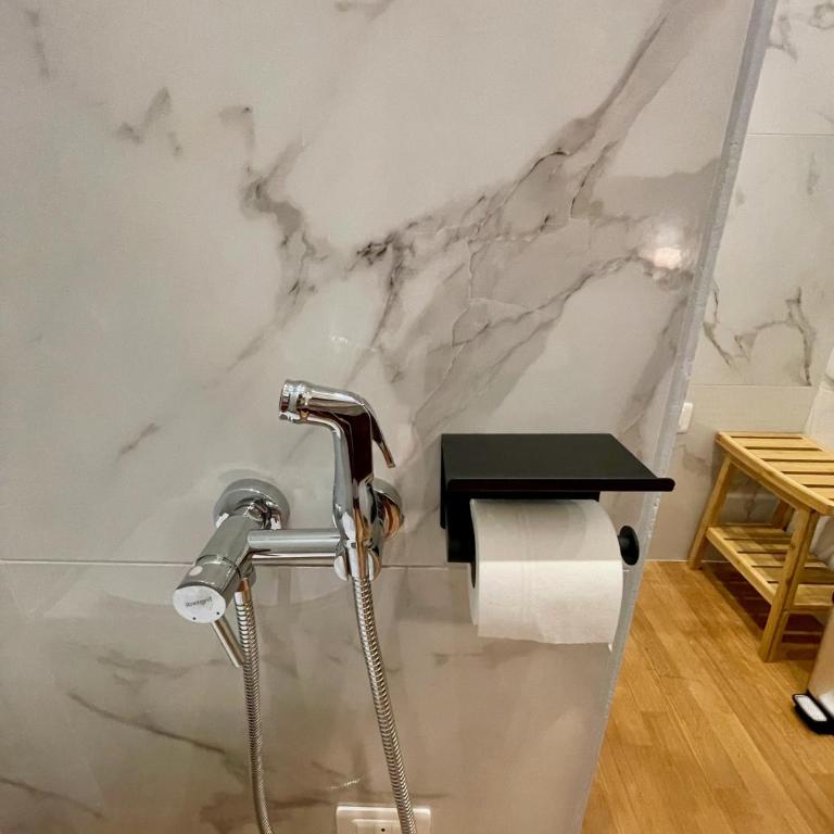 Evy’s Rooms - Camera Matrimoniale con Bagno Privato - 30