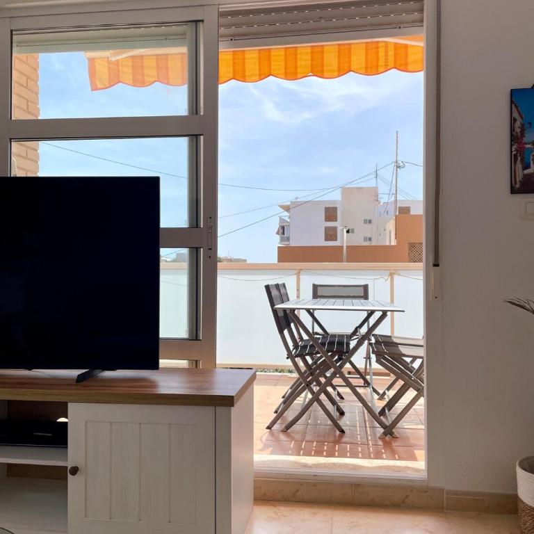 El Campello pool-parking-AC, Beach & tram at 300m - Apartamento de 2 dormitorios - 33