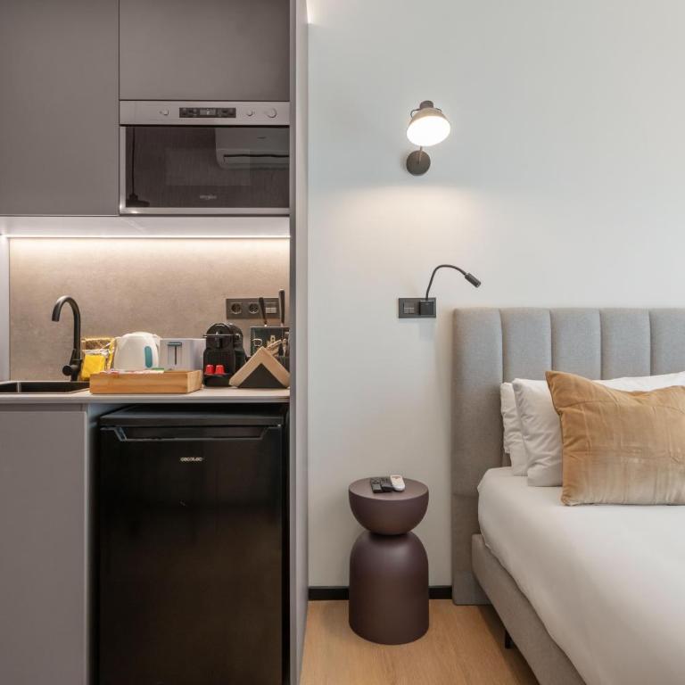 Dobo Madrid Moncayo - Large Double Room - 10