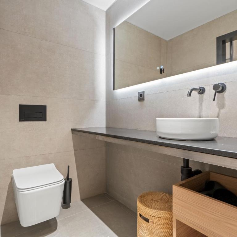 Dobo Madrid Moncayo - Large Double Room - 15