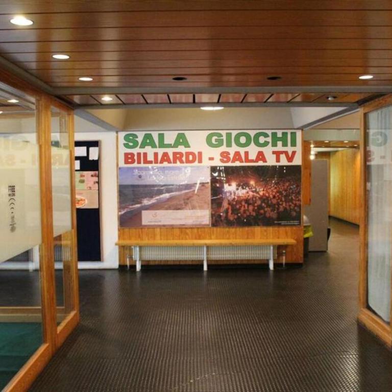 Parcheggio privato, Natura, relax e avventura a Marilleva 1400 - HU - Appartamento con 2 Camere da Letto e con Vista Montagna - 24