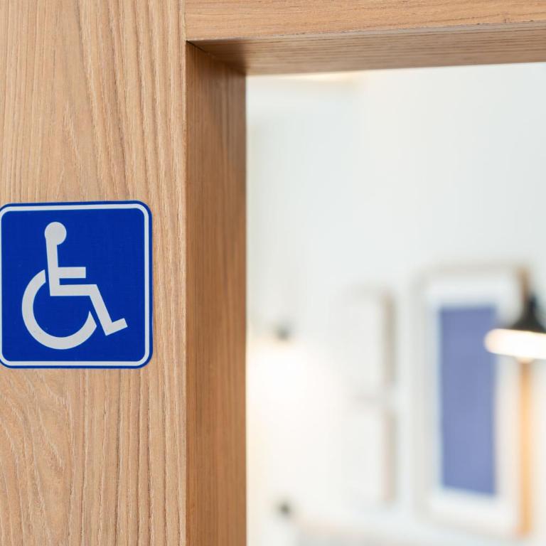 Dobo Madrid Moncayo - Double Room - Disability Access - 9