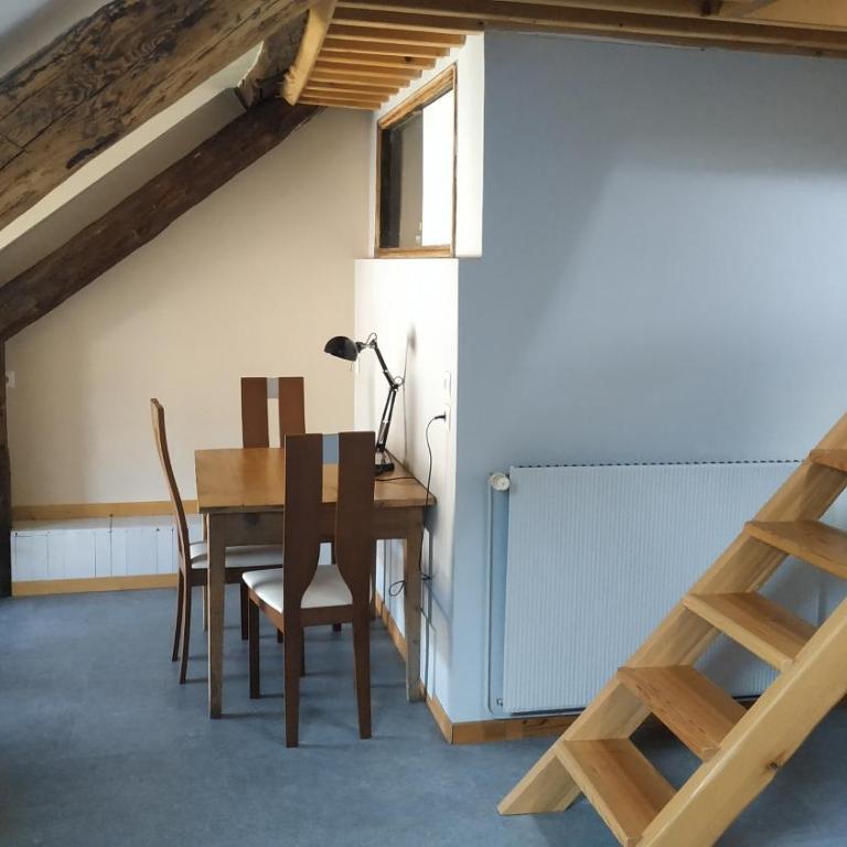 Chez Jacquie et Fifi - Chambre Familiale - Vue sur Jardin - 15