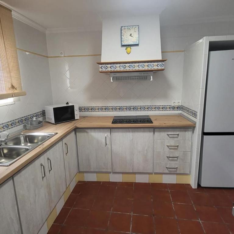 Buenavista - Two-Bedroom House - 4
