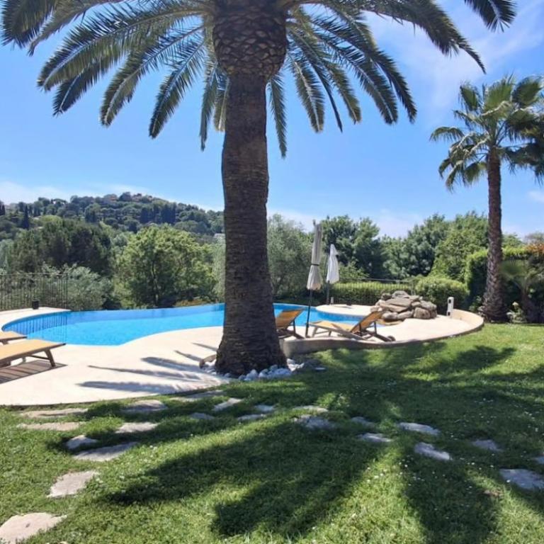 LE KEY WEST maison de charme avec splendide jardin et piscine magnifique, Mougins près de Cannes - Villa - 1