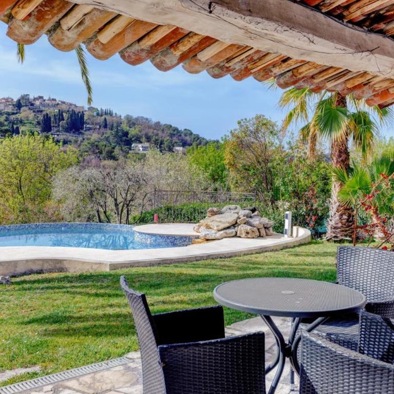 LE KEY WEST maison de charme avec splendide jardin et piscine magnifique, Mougins près de Cannes - Villa - 8