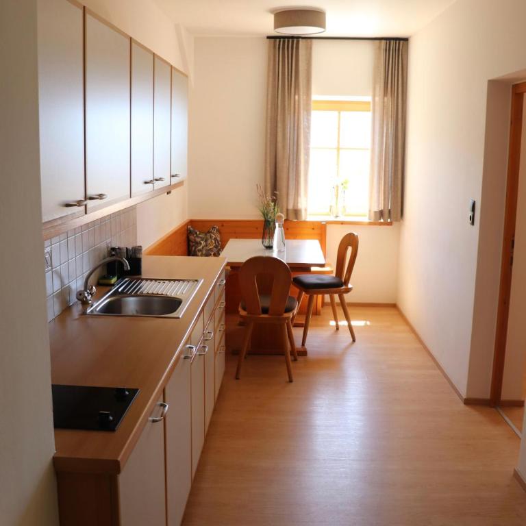 Törggelehof Lana - Appartamento con 2 Camere da Letto e Balcone - 9