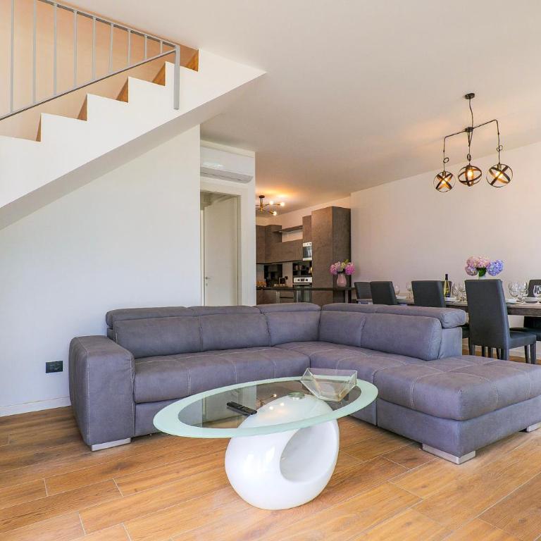 Spa Stella Lario - Four-Bedroom House - 7