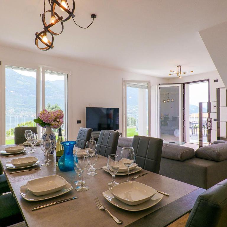 Spa Stella Lario - Four-Bedroom House - 10