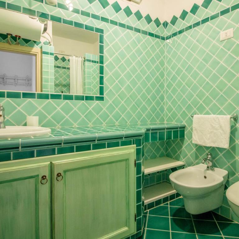 GuestHost - Seaview Villa with Veranda GolfoAranci - Appartamento con 2 Camere da Letto - 30