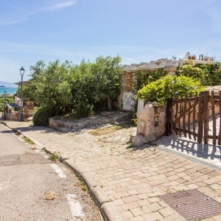 GuestHost - Seaview Villa with Veranda GolfoAranci - Appartamento con 2 Camere da Letto - 6