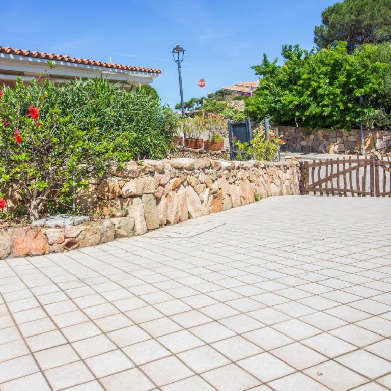 GuestHost - Seaview Villa with Veranda GolfoAranci - Appartamento con 2 Camere da Letto - 9