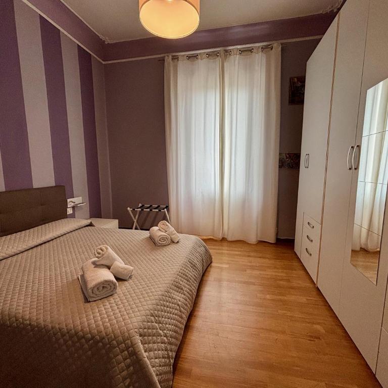 Evy’s Rooms - Camera Matrimoniale con Bagno in Comune - 5
