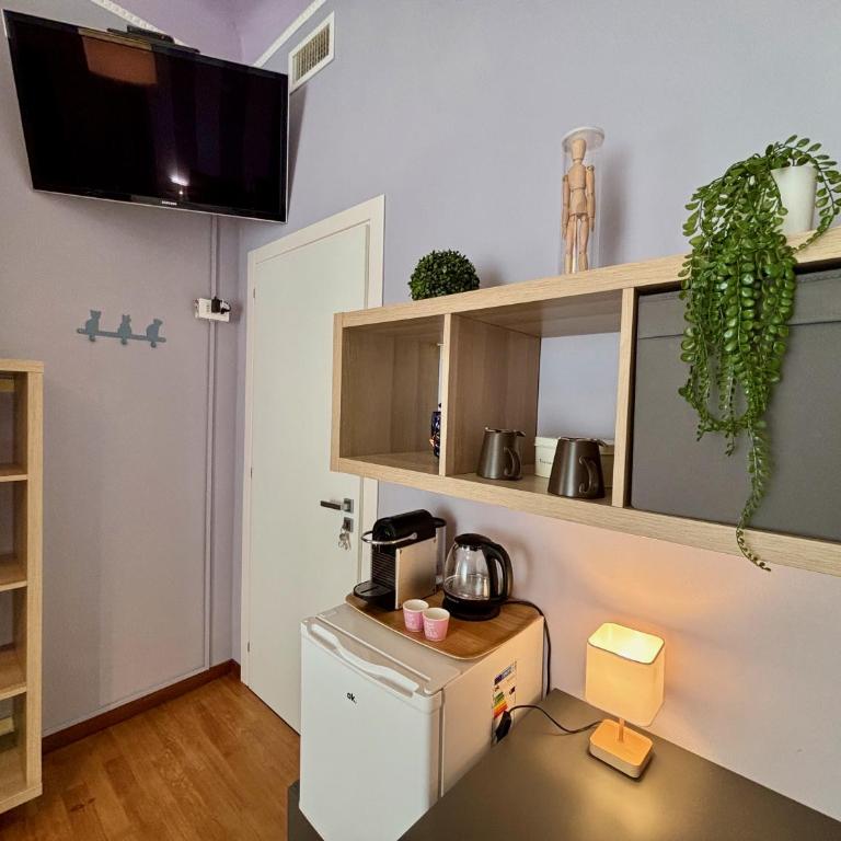 Evy’s Rooms - Camera Matrimoniale con Bagno in Comune - 18