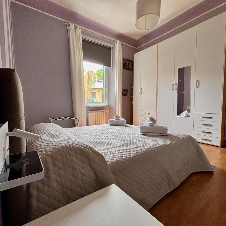 Evy’s Rooms - Camera Matrimoniale con Bagno in Comune - 8