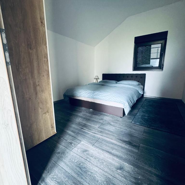 Lux apartmani - Two-Bedroom House - 17
