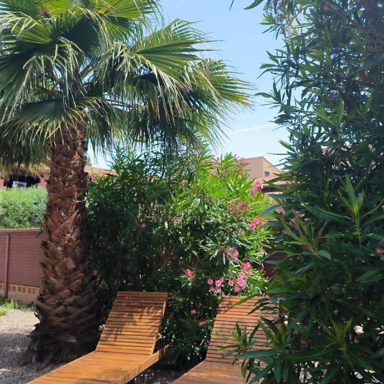 Superbe appart au golf de St Cyprien Piscine - Appartamento - 9